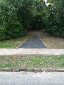 Dutchells Copse link path