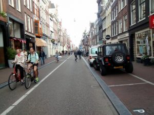 Cycle street (one way for cars only)